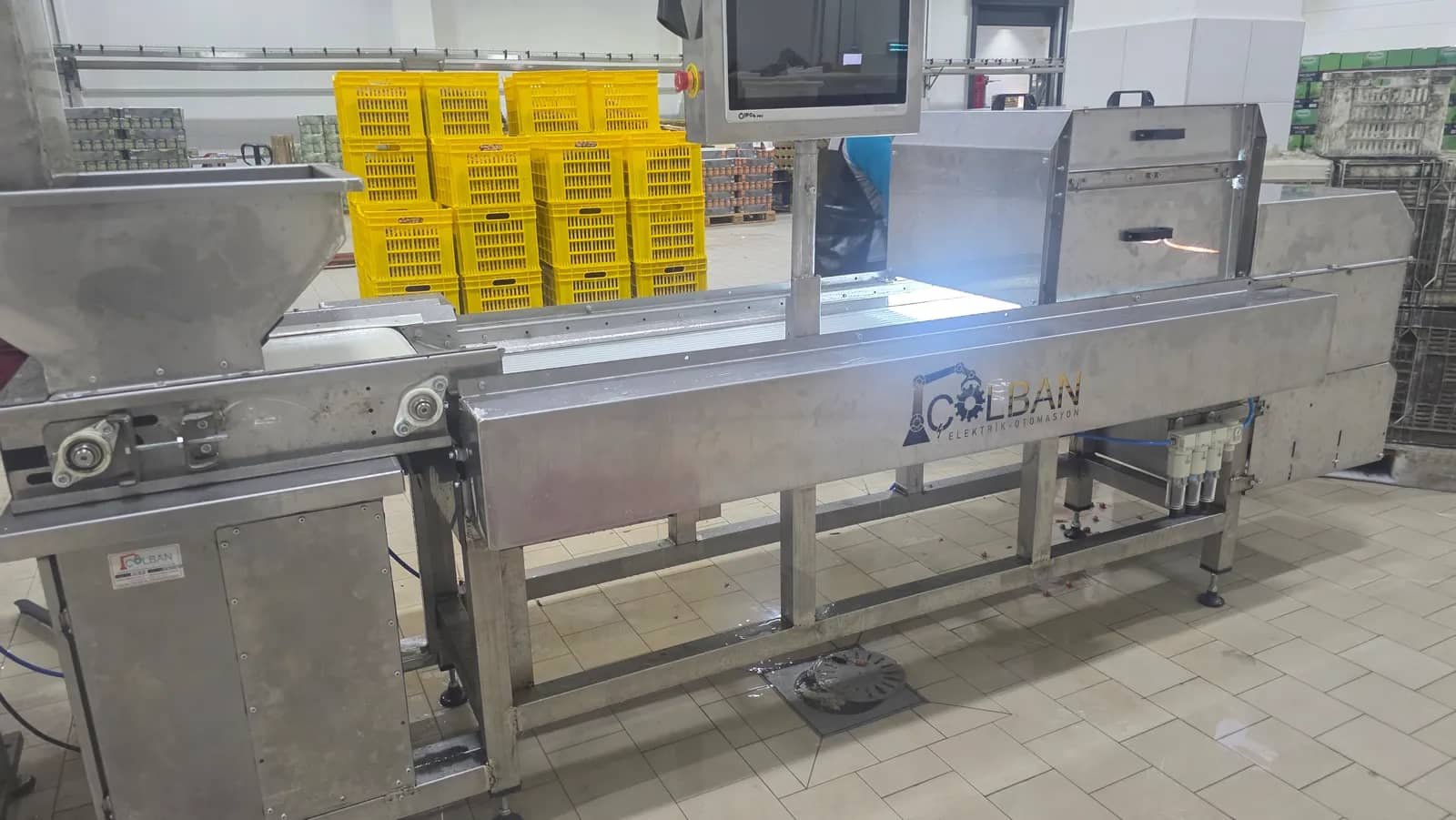 Sahada devreye alınan otomatik üretim hattı